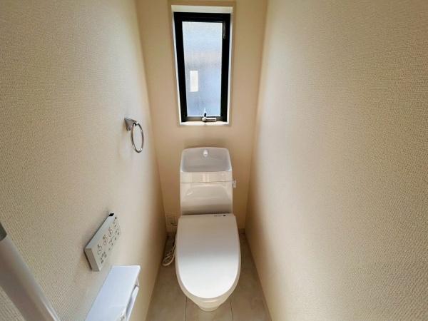 岸和田市春木泉町の新築一戸建