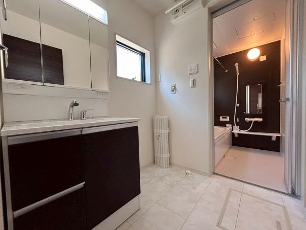 岸和田市春木泉町の新築一戸建