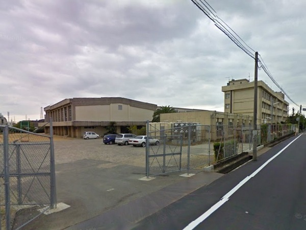 泉佐野市鶴原の新築一戸建(泉佐野市立第三中学校)