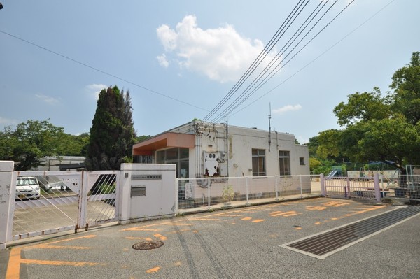 岸和田市東ケ丘町の中古一戸建て(岸和田市立城東幼稚園)