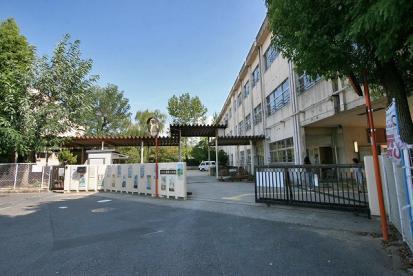 岸和田市東ケ丘町の中古一戸建て(岸和田市立城東小学校)