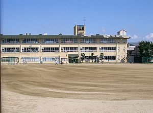 河内長野市末広町の中古一戸建て(河内長野市立長野小学校)
