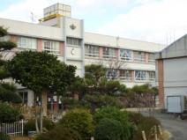 ビバリーヒルズ鶴山台(和泉市立信太中学校)