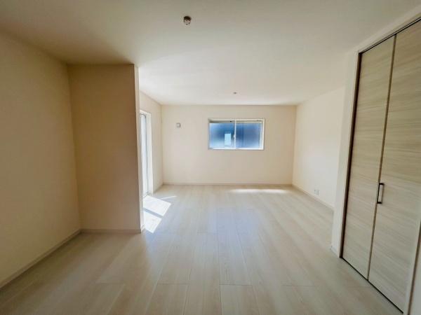 岸和田市加守町２丁目の新築一戸建