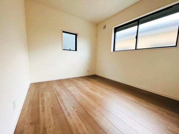 和泉市富秋町１丁目の新築一戸建