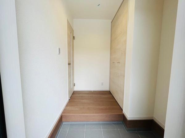 和泉市富秋町１丁目の新築一戸建