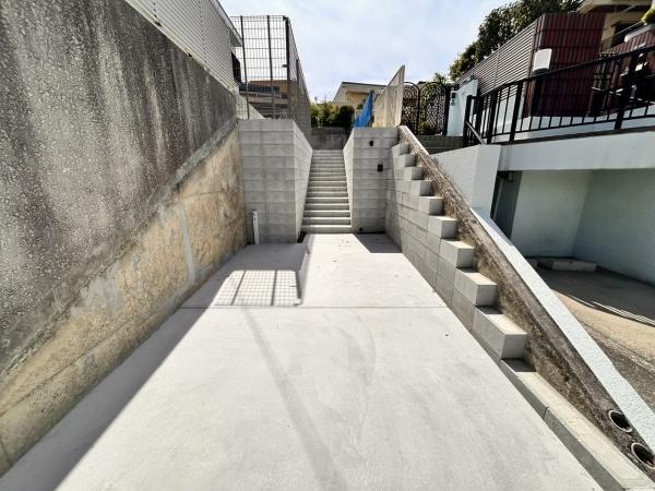 和泉市鶴山台１丁目の中古一戸建て