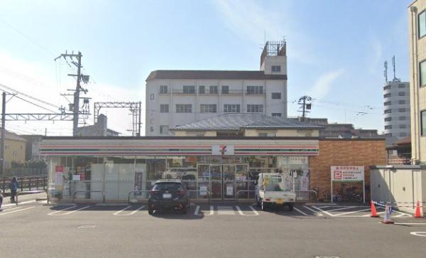 ファミール岸和田パークスクエア　中古マンション(セブンイレブン和泉大宮駅前店)