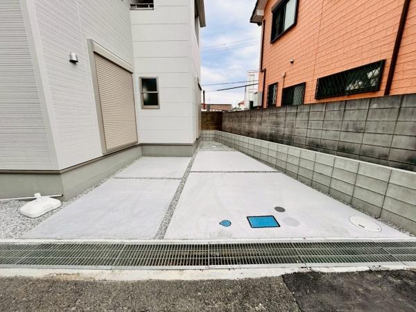 泉佐野市鶴原３丁目の新築一戸建