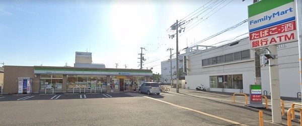 貝塚市海塚２丁目の中古一戸建て(ファミリーマート貝塚警察署前店)