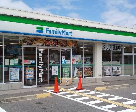 泉佐野市南中樫井の新築一戸建(ファミリーマート泉佐野樫井川北店)
