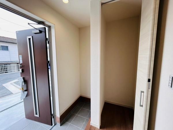 泉佐野市南中樫井の新築一戸建