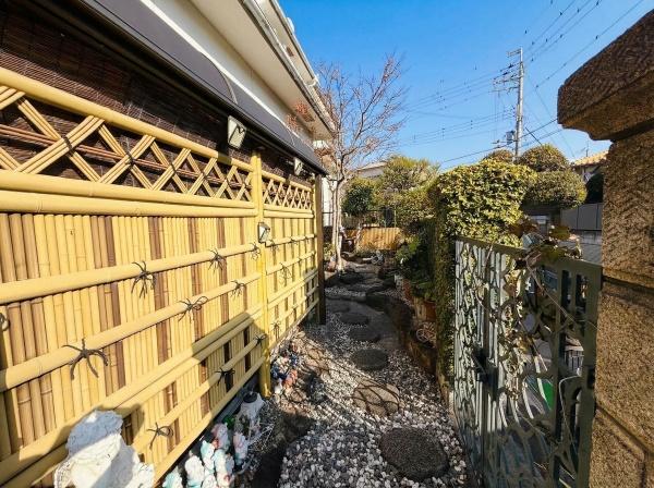 和泉市山荘町３丁目の中古一戸建て