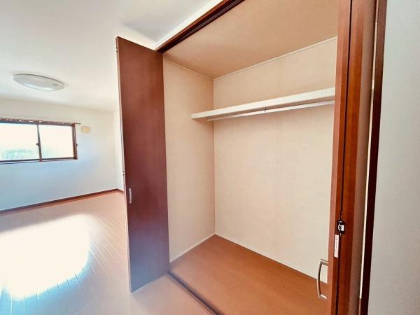 泉南郡熊取町希望が丘４丁目の中古一戸建て