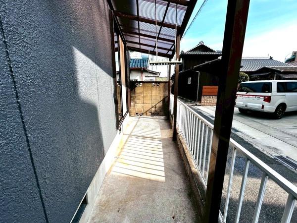 岸和田市八阪町３丁目の中古一戸建て