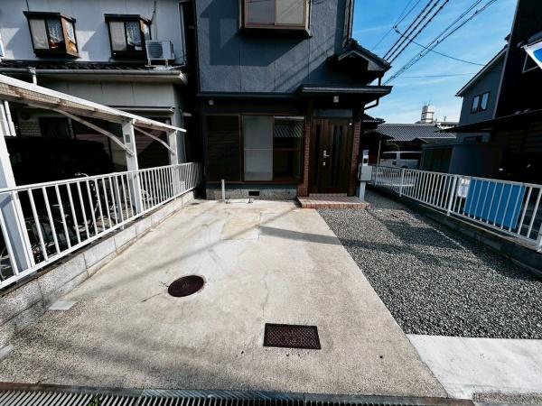 岸和田市八阪町３丁目の中古一戸建て