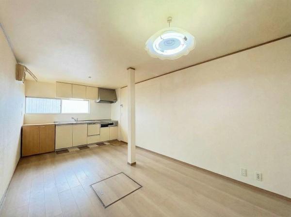 泉大津市助松町１丁目の中古一戸建