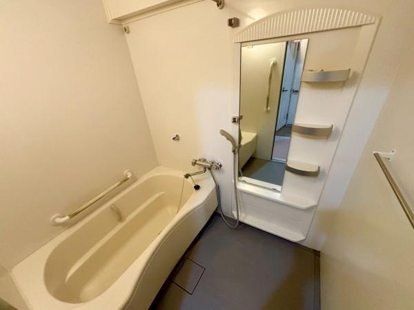 朝日プラザシティ・サザンパーク４番街Ｆ棟