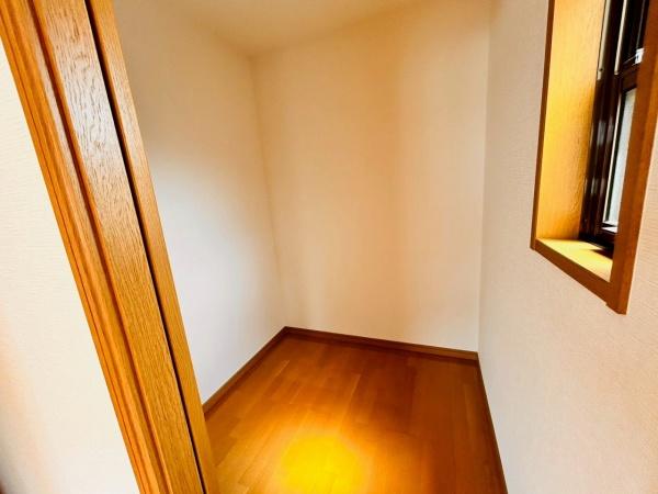 和泉市小田町の中古一戸建て