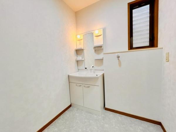 和泉市小田町の中古一戸建て