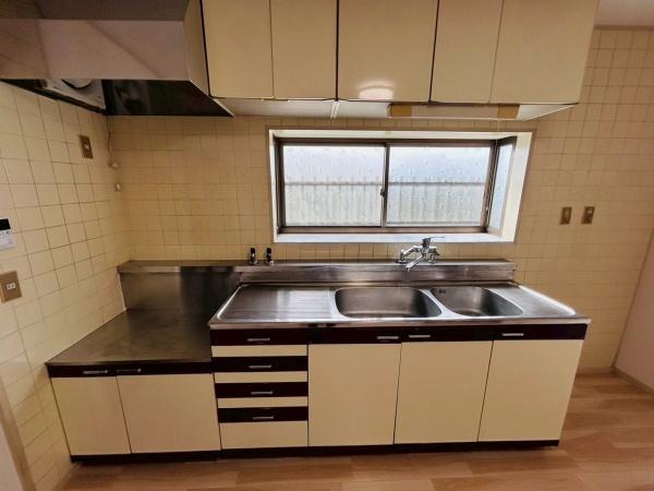 泉南郡熊取町美熊台１丁目の中古一戸建