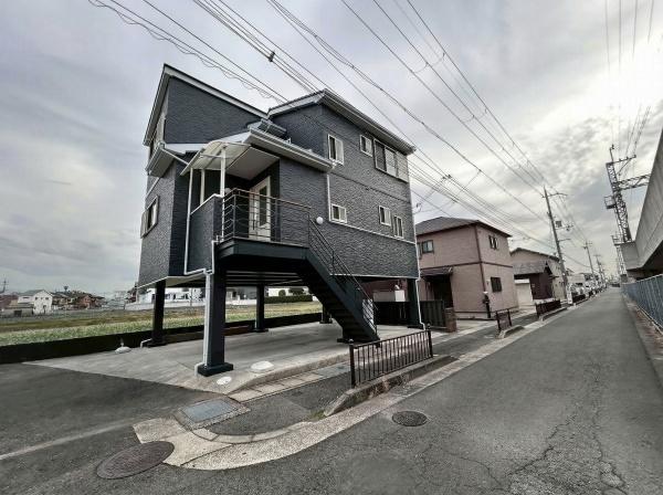 泉佐野市東羽倉崎町の中古一戸建