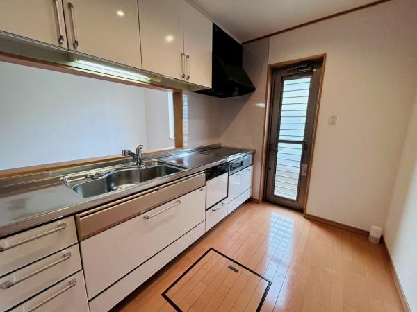 泉佐野市日根野の中古一戸建
