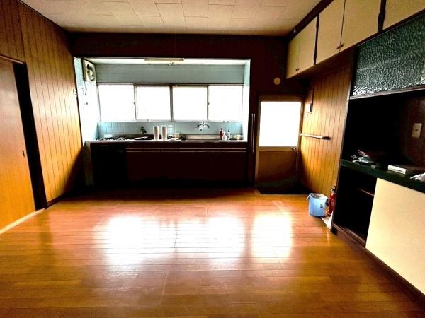 泉南郡熊取町青葉台１丁目の中古一戸建