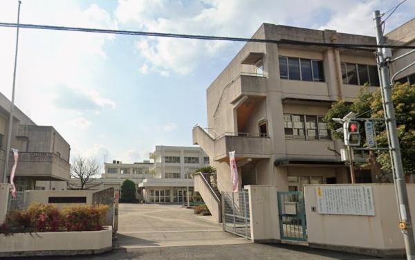 八尾市天王寺屋２丁目　共同住宅(八尾市立志紀中学校)