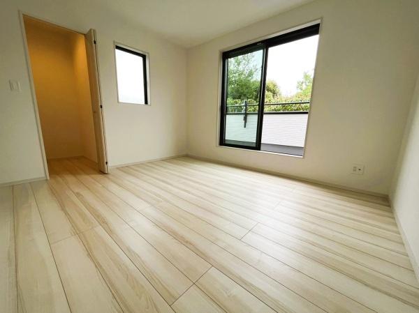 岸和田市八幡町の新築一戸建
