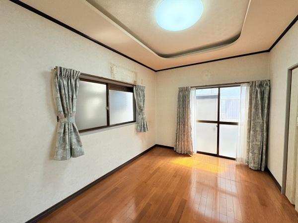 泉南郡熊取町朝代東１丁目の中古一戸建て