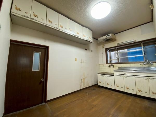 岸和田市磯上町５丁目の中古一戸建
