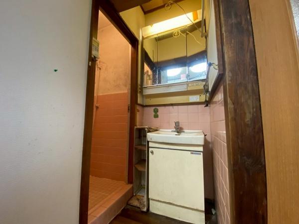 岸和田市磯上町５丁目の中古一戸建