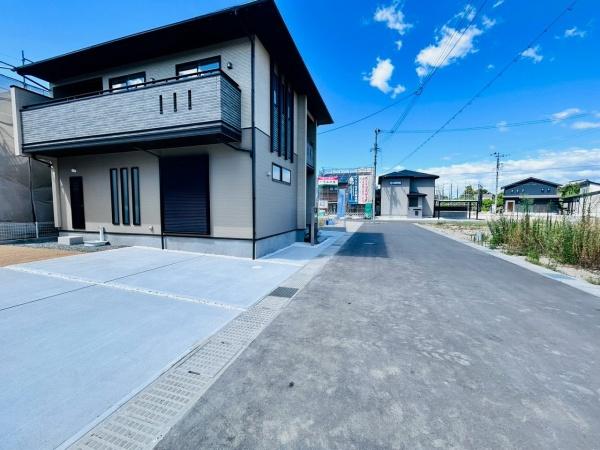 泉佐野市日根野の新築一戸建