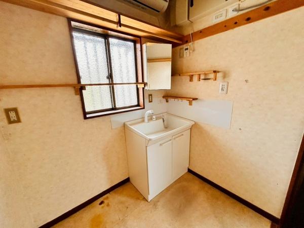 和泉市光明台３丁目の中古一戸建て
