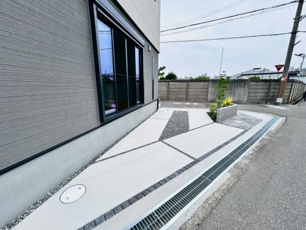 泉佐野市鶴原４丁目の新築一戸建