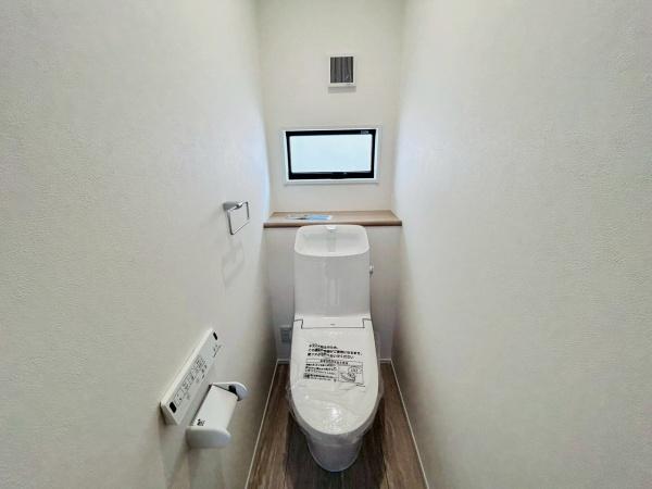 泉佐野市鶴原４丁目の新築一戸建