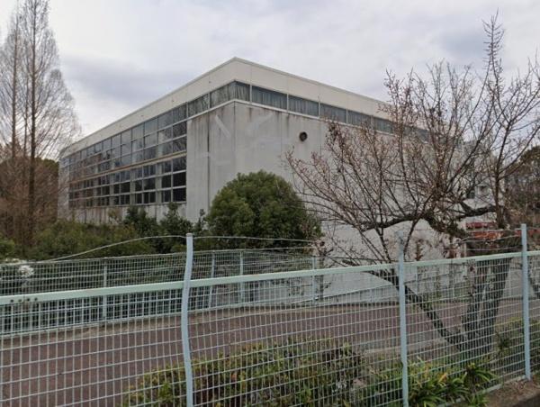 富田林市喜志新家町２丁目の中古一戸建て(富田林市立喜志中学校)