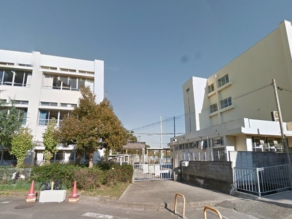 岸和田市吉井町１丁目の中古一戸建て(岸和田市立城北小学校)