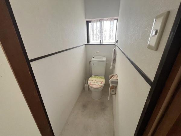 泉南郡熊取町大久保東２丁目の中古一戸建て