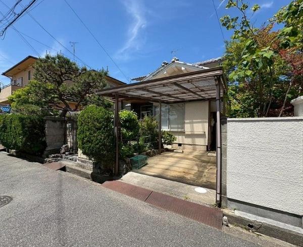 泉南市岡田６丁目の中古一戸建て
