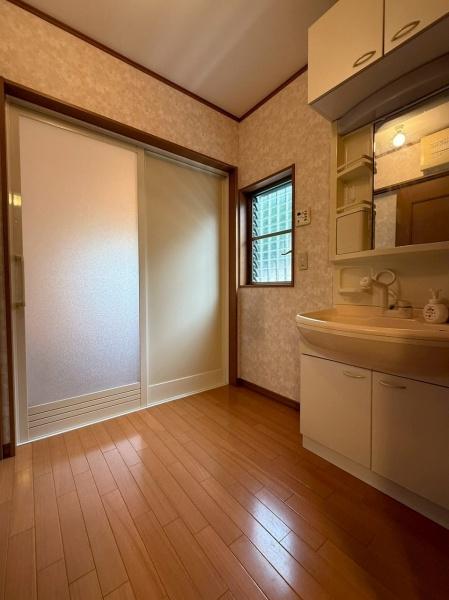 高石市東羽衣２丁目の中古一戸建