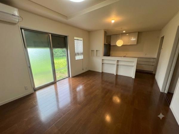 和泉市伏屋町１丁目の中古一戸建て