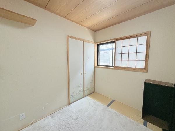 和泉市伏屋町３丁目の中古一戸建て