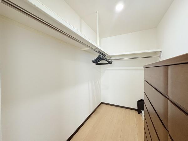 和泉市伏屋町３丁目の中古一戸建て