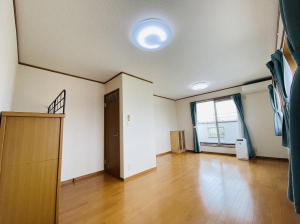 和泉市小田町の中古一戸建て