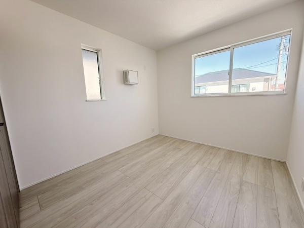 泉佐野市南中安松の新築一戸建