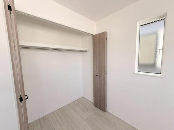 泉佐野市南中安松の新築一戸建
