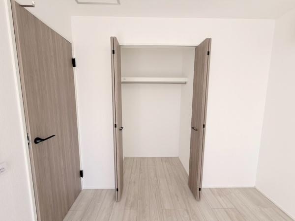 泉佐野市南中安松の新築一戸建