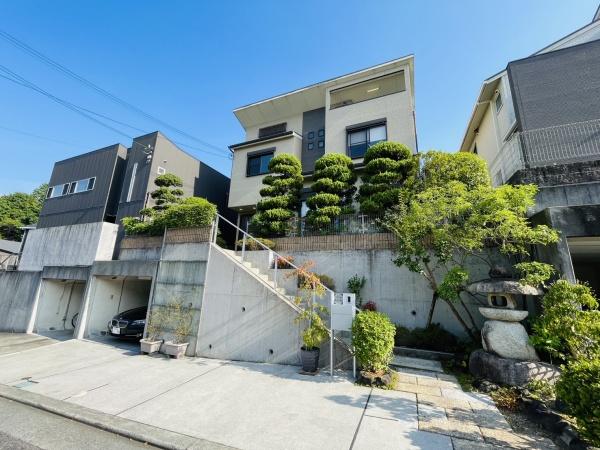 泉南郡熊取町つばさが丘東1丁目の中古一戸建